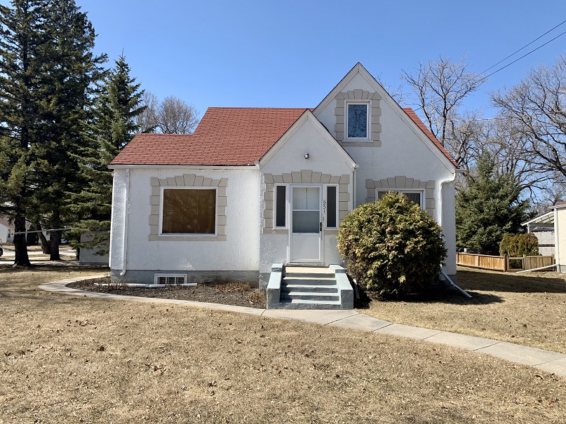 251 Eveline Street Derek Daneault